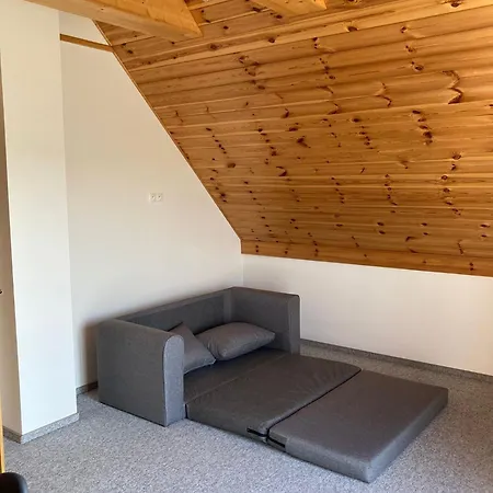 Cucoriedka Dovolenkovy Dom بيت للعطل